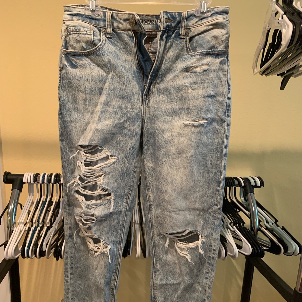 American Eagle Mom Jeans